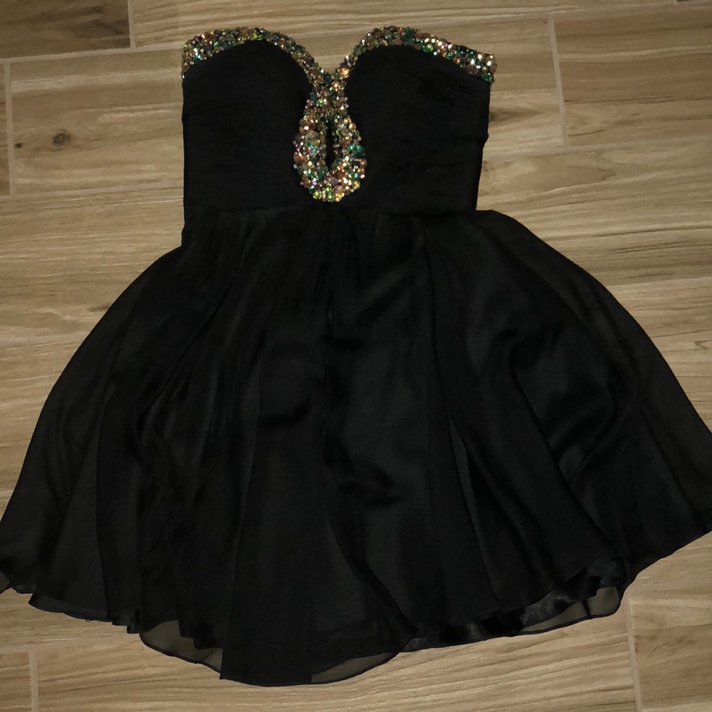 Sheri hill prom/homecoming dress gorgeous